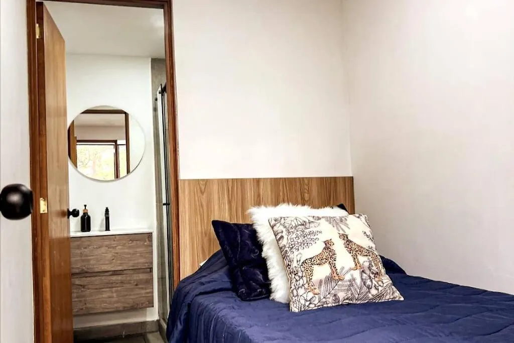 Modern 4Bedroom With Private Terrace 500Mb Internet Medellin Apartment