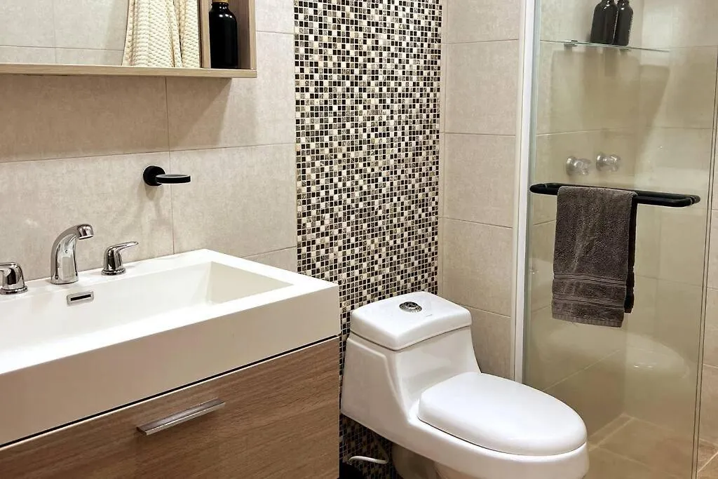 Modern 4Bedroom With Private Terrace 500Mb Internet Medellin 0*,