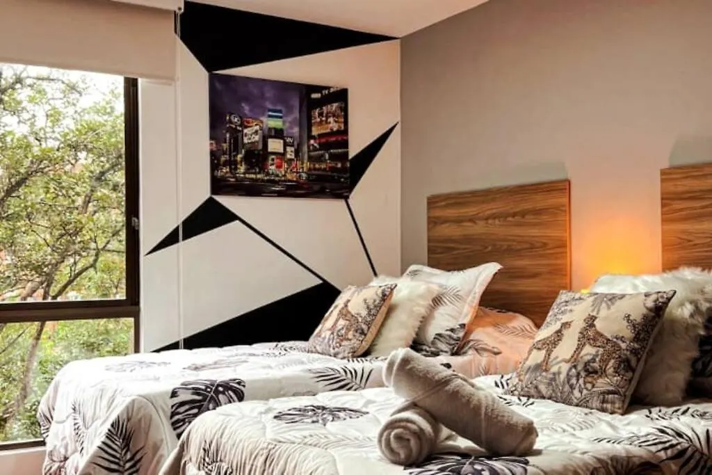 Modern 4Bedroom With Private Terrace 500Mb Internet Medellin