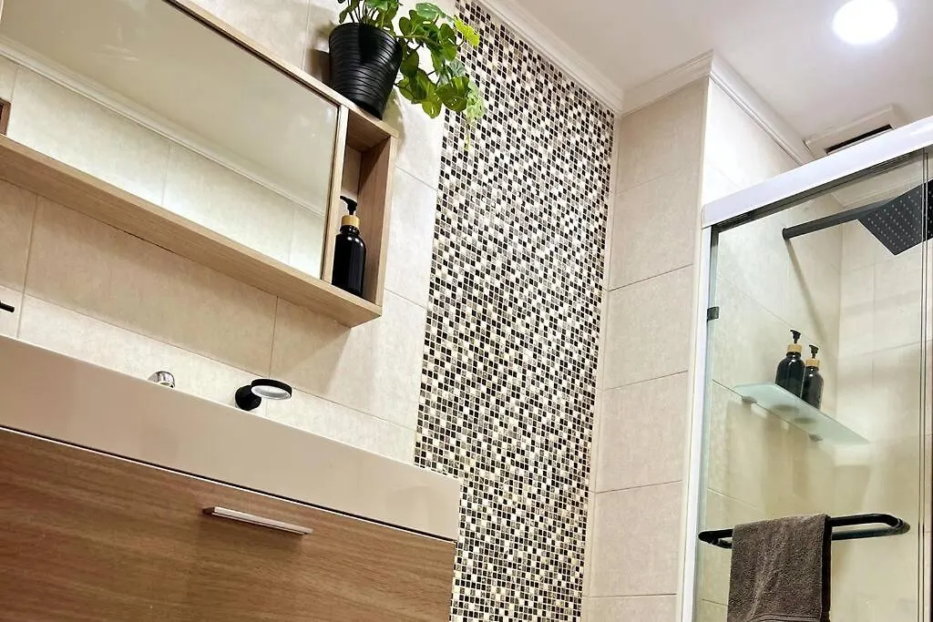 Apartment Modern 4Bedroom With Private Terrace 500Mb Internet Medellin