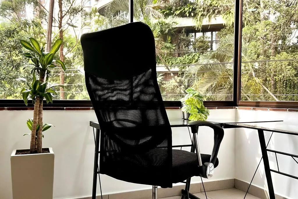 Modern 4Bedroom With Private Terrace 500Mb Internet Medellin
